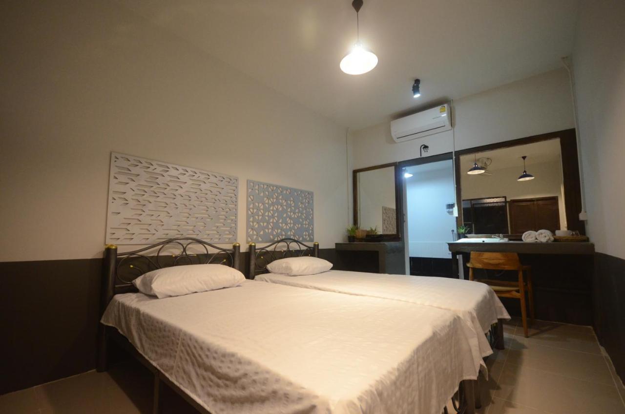 Suandok History House Aparthotel Chiang Mai Buitenkant foto